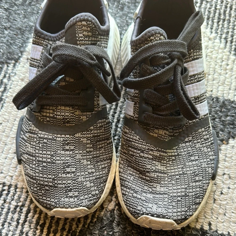 adidas White and Gray Athletic Shoes for Performance - Picture 2 of 8